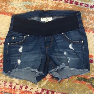 Jessica Simpson maternity shorts